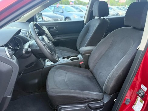 Used 2015 Nissan Rogue S image 7