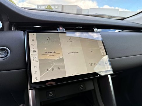 New 2025 Land Rover Discovery Sport S image 23