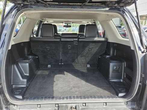 Used 2016 Toyota 4Runner SR5 Premium image 9