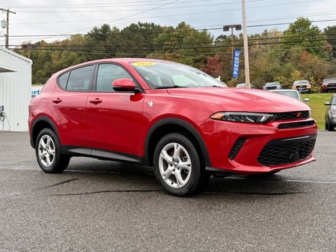 Used 2024 Dodge Hornet GT image 8