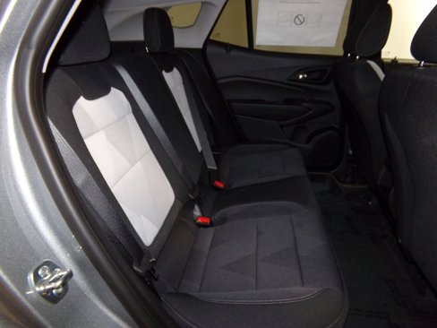 New 2025 Chevrolet Trax LS image 10