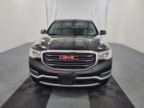 Used 2018 GMC Acadia SLE image 15