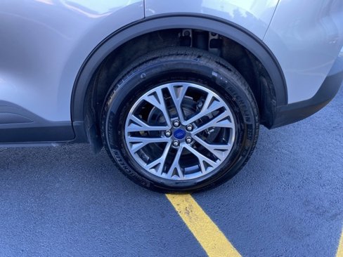 Used 2020 Ford Escape SEL image 29