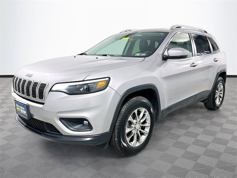 Used 2020 Jeep Cherokee Latitude Plus w/ Cold Weather Group image 3