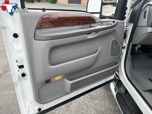 Used 2001 Ford F250 Lariat image 33