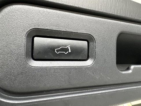 Used 2012 MAZDA CX-9 Grand Touring w/ Moonroof & Bose Audio Pkg image 34