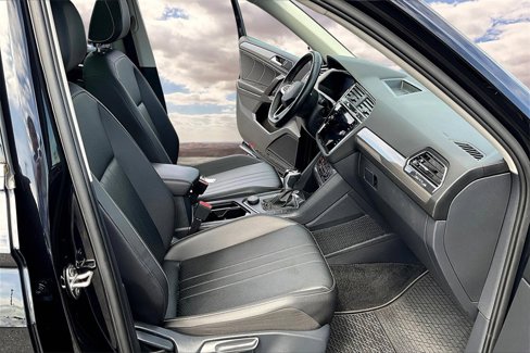 Used 2022 Volkswagen Tiguan SE image 29