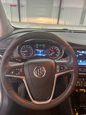 Used 2020 Buick Encore Preferred w/ Safety Package image 17