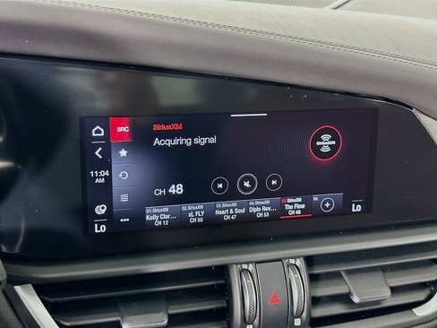 Used 2022 Alfa Romeo Giulia Ti image 15