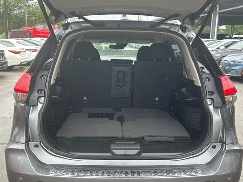 Used 2020 Nissan Rogue SV image 13