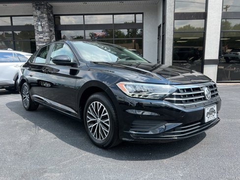 Used 2019 Volkswagen Jetta SE image 9