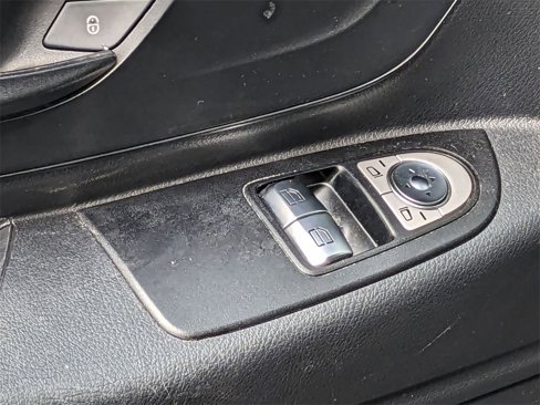 Used 2018 Mercedes-Benz Metris Passenger image 15