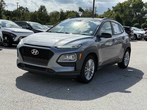Used 2018 Hyundai Kona SEL image 3