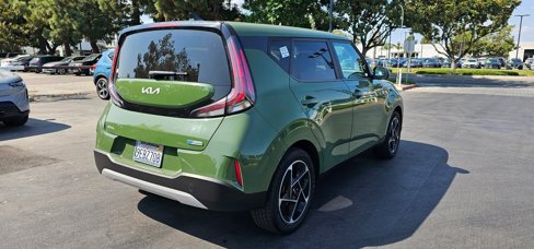 Used 2023 Kia Soul EX image 5