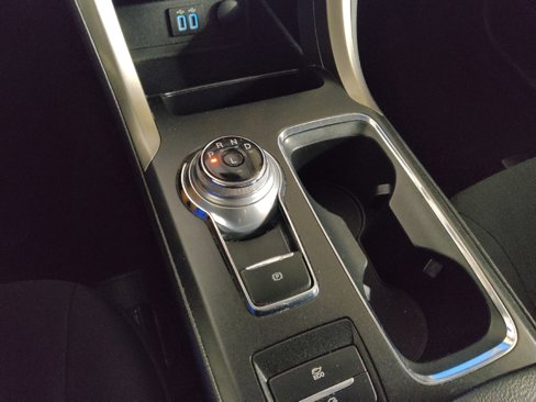 Used 2019 Ford Fusion SE image 26
