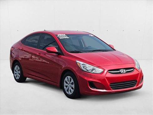 Used 2015 Hyundai Accent GLS image 3