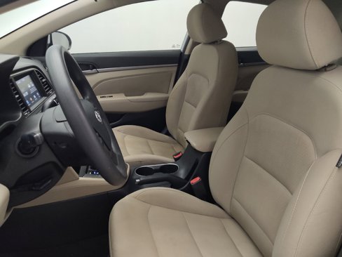 Used 2017 Hyundai Elantra SE image 17