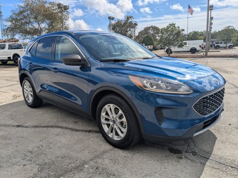 Certified 2022 Ford Escape SE image 2