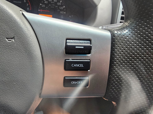 Used 2016 Nissan Frontier SV image 30