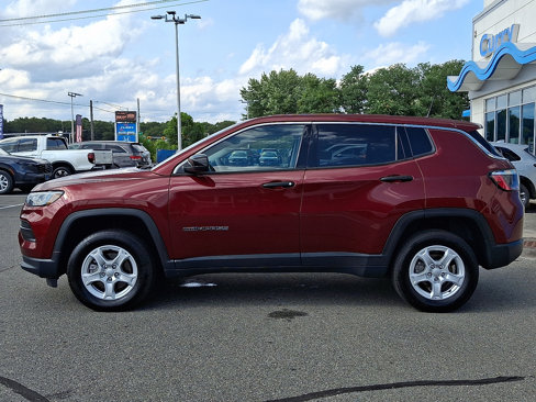 Used 2022 Jeep Compass Sport image 7