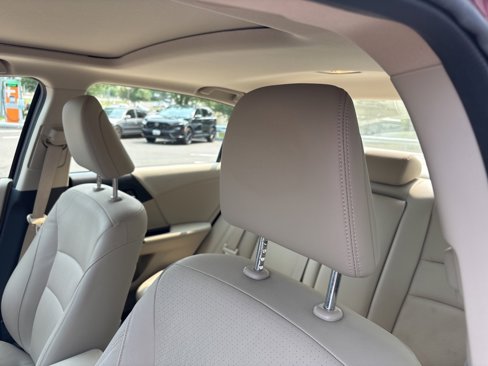 Used 2017 Honda Accord EX-L image 22