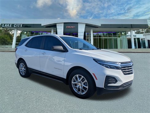 Used 2022 Chevrolet Equinox LS w/ Driver Confidence II Package image 1