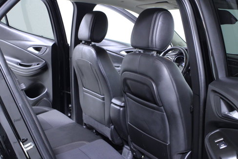 Used 2020 Buick Encore GX Select w/ Experience Buick Package image 15