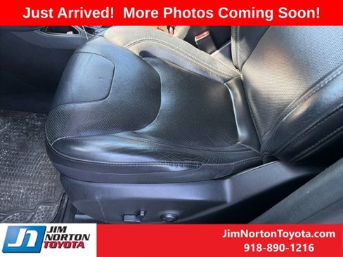 Used 2019 Jeep Cherokee Limited w/ Technology Group image 10