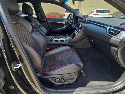 Used 2019 Genesis G70 2.0T Advanced w/ Sport Package image 25