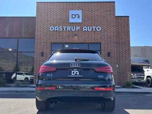 Used 2016 Audi Q3 2.0T Prestige w/ Prestige Package image 5