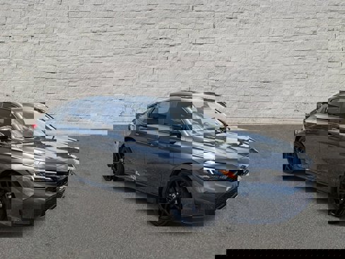 Used 2025 Honda Civic Sport image 3