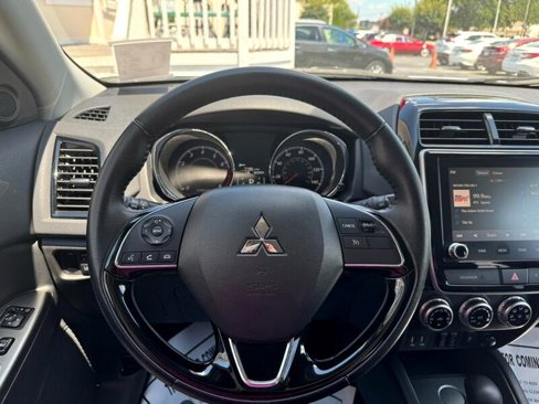Used 2022 Mitsubishi Outlander Sport SE image 14