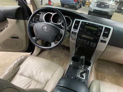 Used 2004 Toyota 4Runner Limited image 19