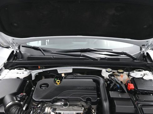 Used 2023 Chevrolet Malibu LT image 10