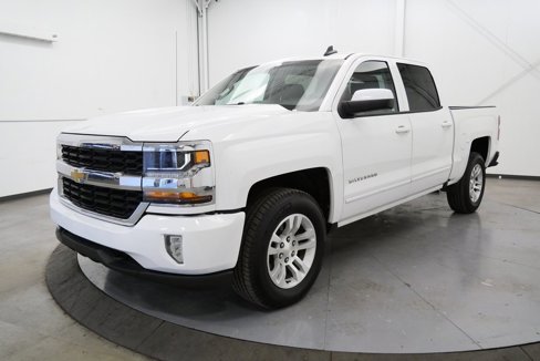 Used 2017 Chevrolet Silverado 1500 LT w/ All Star Edition image 3