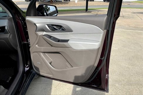 Used 2019 Chevrolet Traverse LT w/ LT Premium Package image 21