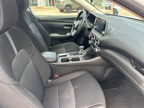 Used 2022 Nissan Sentra SV image 24