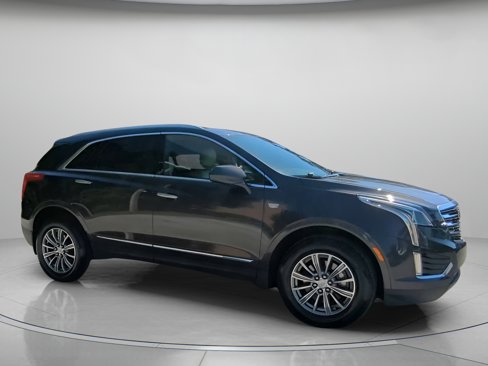 Used 2017 Cadillac XT5 Luxury w/ Driver Awareness Package image 34
