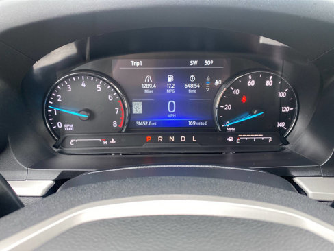 Used 2022 Ford Explorer XLT image 28