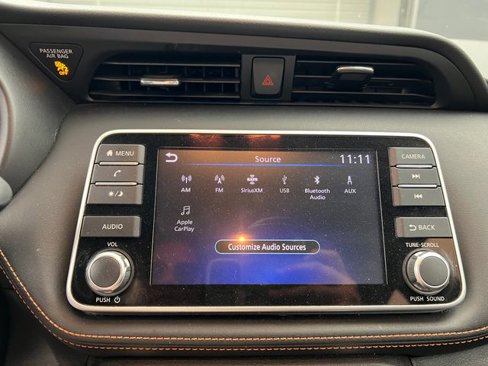 Used 2020 Nissan Kicks SR image 29