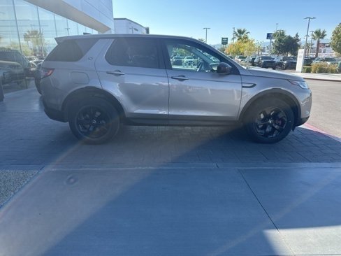 Used 2023 Land Rover Discovery Sport S image 4