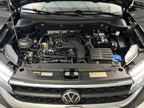 Used 2024 Volkswagen Taos SE image 67