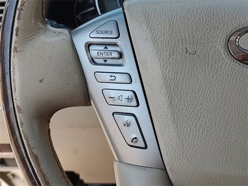 Used 2015 INFINITI QX80 2WD w/ Driver's Assistance Package image 25