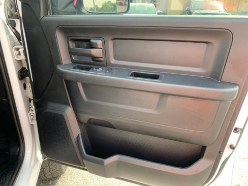 Used 2017 RAM 2500 Tradesman w/ Chrome Appearance Group image 20