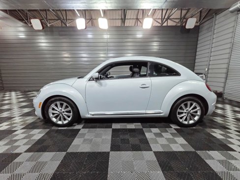 Used 2017 Volkswagen Beetle 1.8T SE image 8