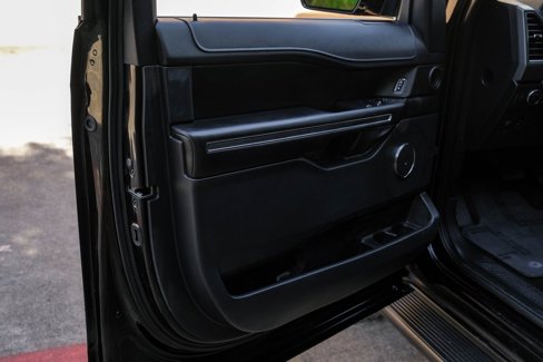 Used 2018 Ford Expedition XLT image 44