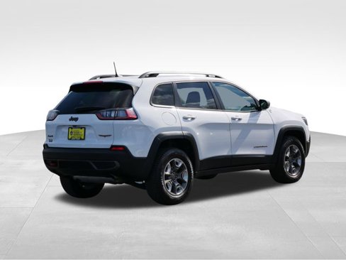 Certified 2019 Jeep Cherokee Trailhawk w/ Cold Weather Group image 9