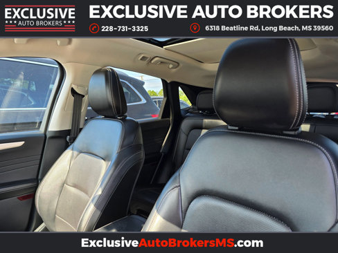 Used 2022 Ford Escape SEL image 26
