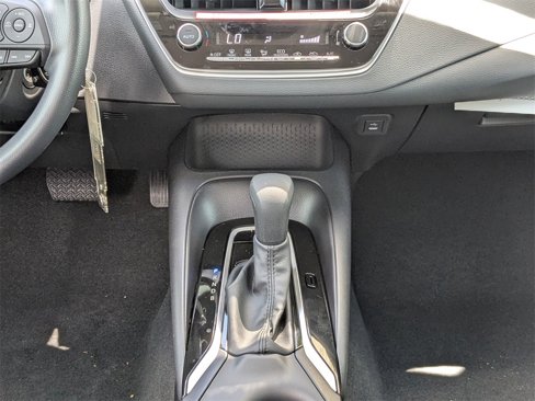 New 2025 Toyota Corolla LE image 18