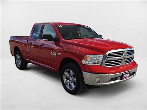 Used 2019 RAM 1500 Big Horn image 3